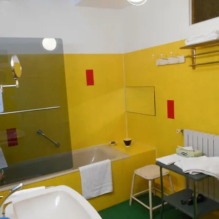 D'hotes Le 77 Bed & Breakfast *