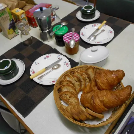 D'hotes Le 77 Bed & Breakfast